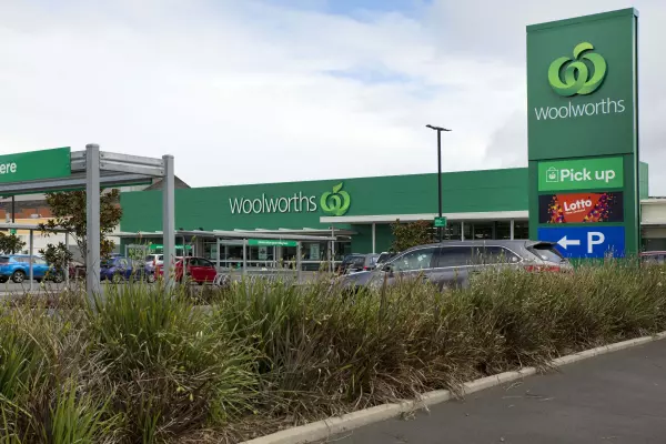 ComCom clears Woolworths ready-meal deal